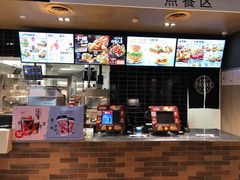 -肯德基(中纬店)