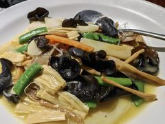 罗汉斋-京味斋·北京烤鸭(北京南站洋桥店)