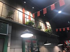门面-超越炭火牛蛙火锅鸡(河东店)