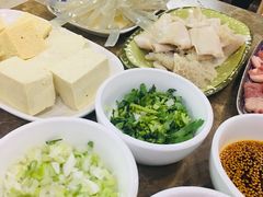 -牛叔鲜羊肉铜火锅(远东小区店)