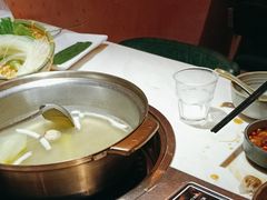 -喃喃椰·糟粕醋·椰子鸡火锅(七堡花园店)