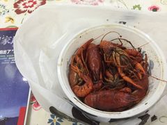 -龙巢盱眙龙虾·牛蛙·烧烤宵夜(八卦岭店)