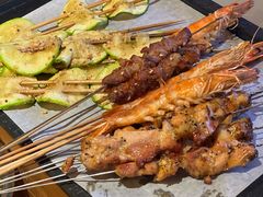 -喝丢一只鞋海鲜烧烤·海肠捞饭(东关街店)