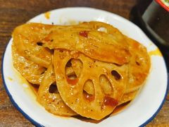 -爆炸头阿姨小四川正宗川味小吃(无任何分店)
