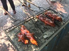 -黄记四更烤乳猪店