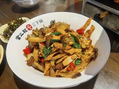 -富正毅三下锅·湘西韵味(天门山索道店)
