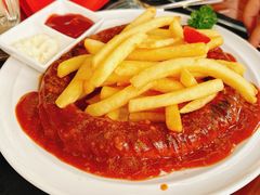咖喱香肠-申德勒加油站西餐厅Schindlers Tankstelle(上海外滩店)