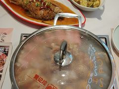 -黄记煌三汁焖锅(新佳丽江汉路店)