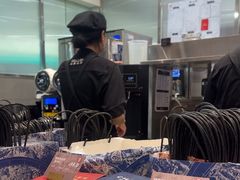 -霸王茶姬(上海静安大悦城店)