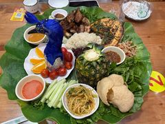 -沐毫傣泐云南菜孔雀宴•手抓饭傣味烧烤(曼听公园店)