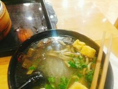 -鸡鸣汤包(广东路店)