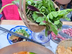 -王奋斗贵州酸汤牛肉火锅