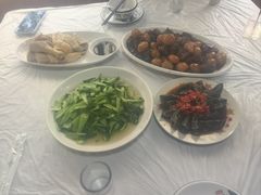 -小六农家乐(崇明西沙湿地店)