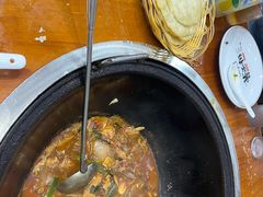 -曹丞相·地锅鸡·地锅鱼(武林店)