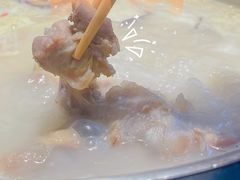 -三人行骨头王火锅(长寿店)