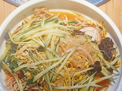 -老何二婶家铁锅炖·东北菜(白石洲店)