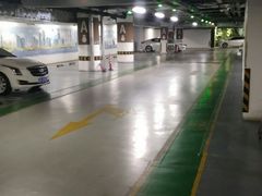 -凯德Mall新都心-停车场