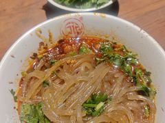 -万记麻辣烫国展总店