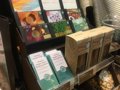 -星巴克臻选(成都环球乐天店)