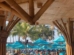-FINNS Beach Club