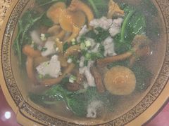 -乡土特色.冷锅鱼.牦牛肉汤锅