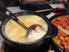 -沪小胖小龙虾(淮海中路旗舰店)