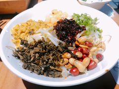 -怪噜范·老贵阳街头名小吃(汇金星力城店)