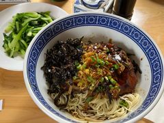 -沪西老弄堂面馆(定西路店)