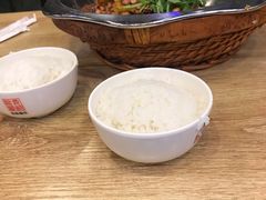 -愉肴麻辣香锅(中山路店)