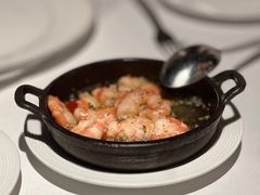 橄榄油香蒜虾仁-ELROJO红·西班牙餐厅(中骏世界城店)