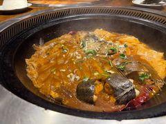 -万里闯关东铁锅炖菜馆(高新旗舰店)