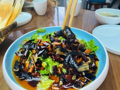 -有红鸡毛店·川菜(建设路店)