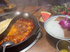 -萍姐火锅·公路夜市(武汉首店)