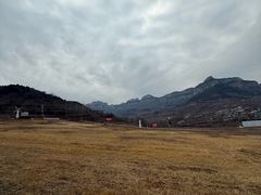 -济南卧虎山滑雪场