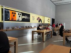 -Apple零售店(华贸购物中心店)