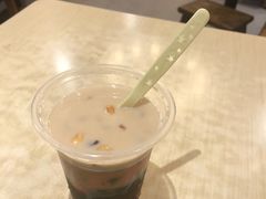 -八婆婆烧仙草(中山路店)