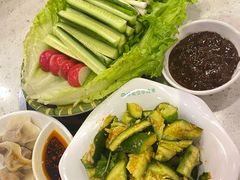 蒜泥黄瓜-呼伦贝尔烤羊·蒙古烤羊排(南田路总店)