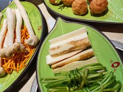 -一叶一世界·素食餐厅(锦华万达店)