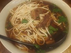 -李先生牛肉面大王(上海站南广场店)