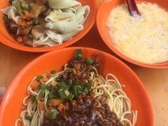 -万哈子红油面粉馆(户部巷店)