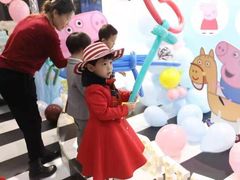 -布鲁豪斯亲子欢乐家庭餐厅