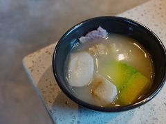 腊肉汤炖姜柄瓜和芋头-半山腰·云南菜(侨福芳草地店)