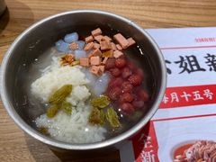-成都你六姐·牛肉冒菜(信泰中心商场店)