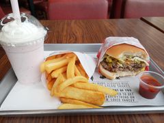 -FATBURGER 特富客汉堡(外交公寓店)