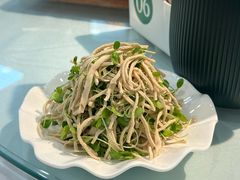 椿芽豆腐丝-新疆兵团食府清真(马连道店)