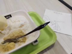 -满记甜品(巴黎春天宝山店)