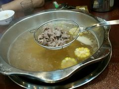 -牛肉彪·19年专注·潮汕牛肉火锅(祈福店)