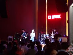 -TZ House音乐现场(来福士中心店)