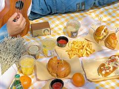 -LESCEDARS Brasserie Bistro香柏树