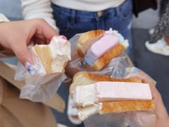 -詹爷爷乌节路街头冰淇淋